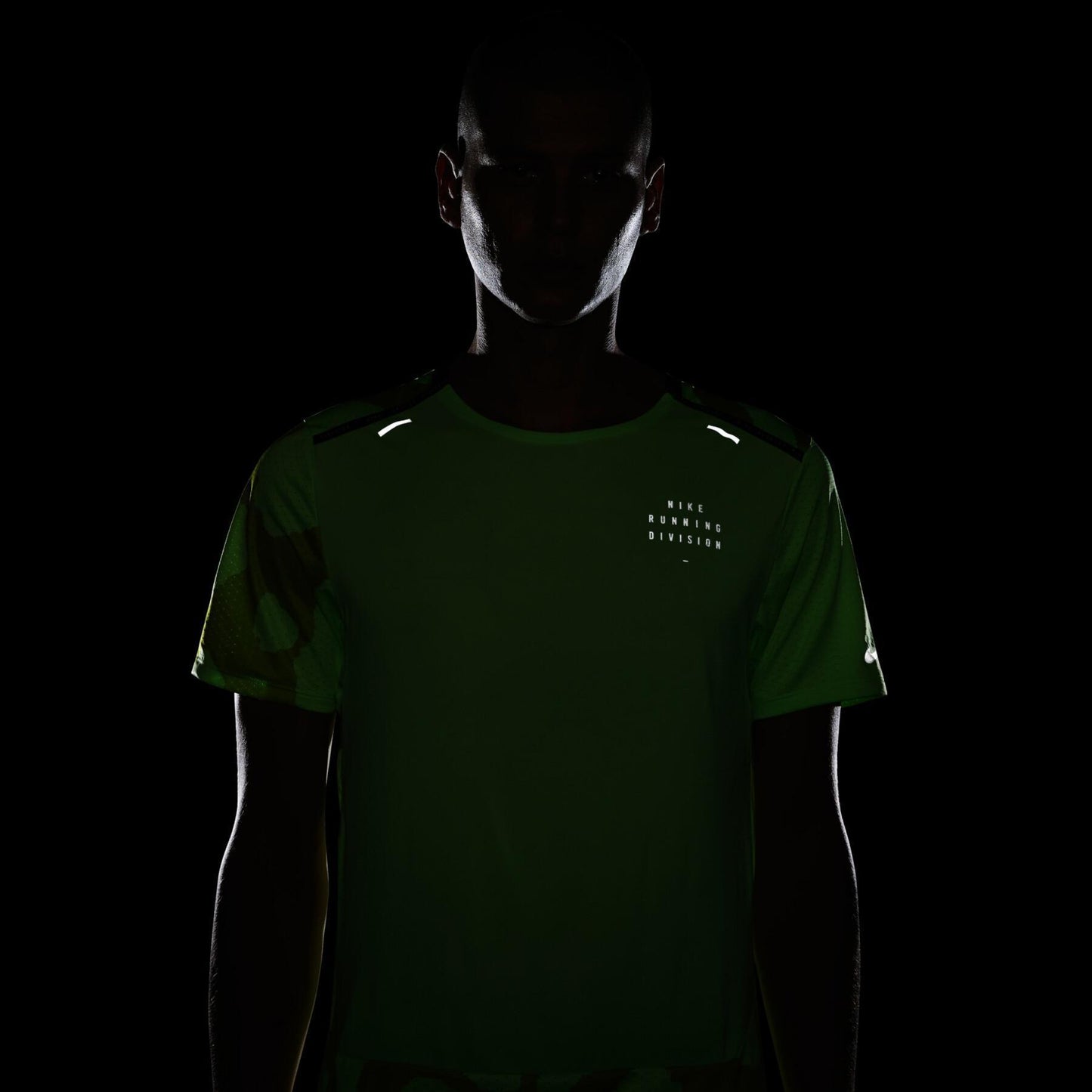 Nike Running Division Dri-FIT Run Top 365