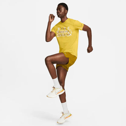 Nike Dri-FIT Run Division Logo Tee – FJ2356-709