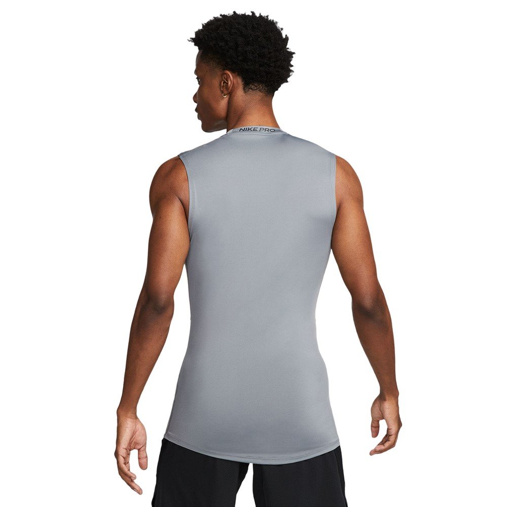 Nike Pro Dri-FIT Tight Sleeveless Fitness Top