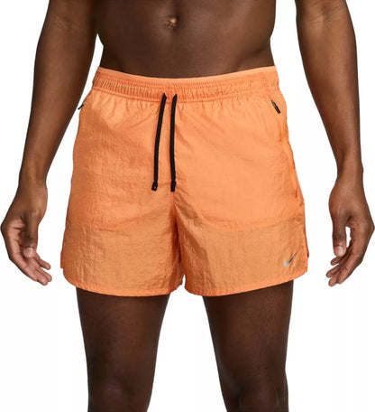Nike Stride Running Division 5″ Shorts