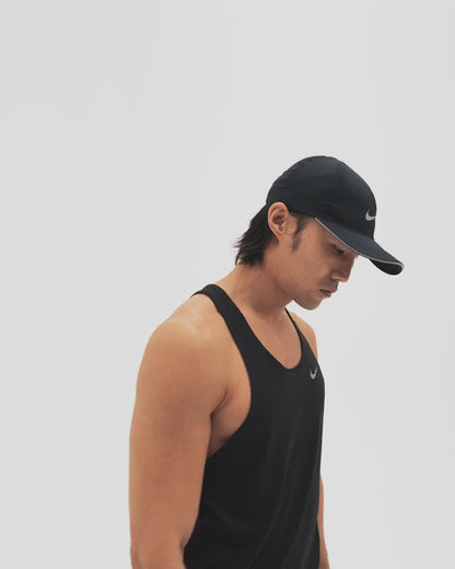 Nike Dri-FIT Fast Top FN4229-010